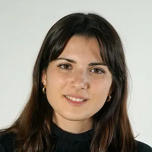 Laura - Initiation informatique tutor - Gavá
