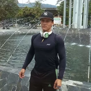 Julian Andres - Profesor de atletismo - Bogotá