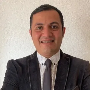 Cesar - profesor de contabilidad - Cuautitlán Izcalli