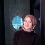 Enise - Matematik öğretmeni - 