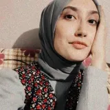 Ayşe - Türkçe öğretmeni - İzmir