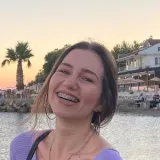Tutku - Okul derslerine destek öğretmeni - Edremit