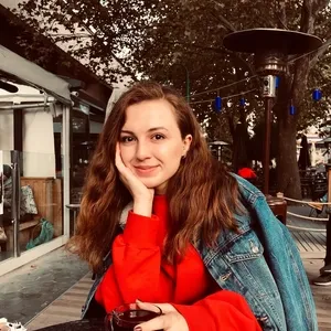 Zeynep - TOEIC öğretmeni - Ankara