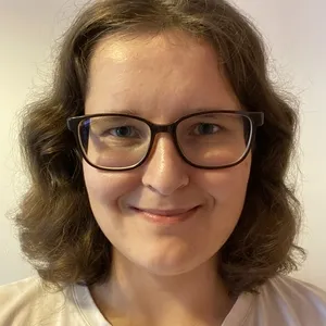Henrike - Lehrkraft für Matura NaWi-Zweig - Scholen