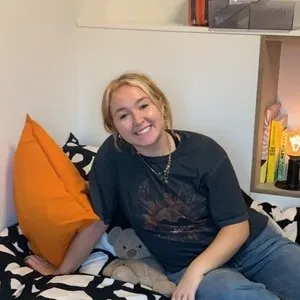 Beth - French tutor - Manchester