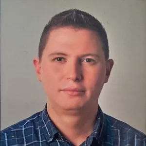 Emre - Satranç öğretmeni - 