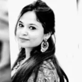 Kavita - Economics tutor - Ulhasnagar