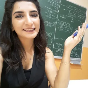 Tuğçe - Fen bilimleri öğretmeni - 