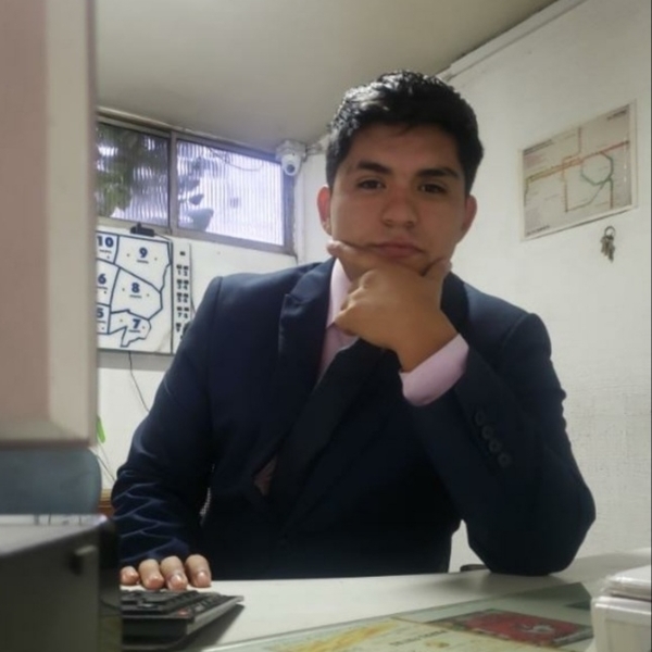 Estudiante de ingeniería en administración de empresas financieras *Sector norte de santiago *Matemáticas