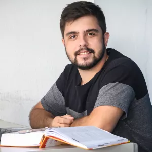 Raphael - Prof de comunicação - 