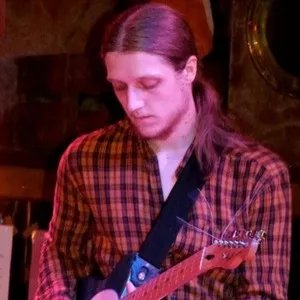 Robin - Prof de guitare - Chanac