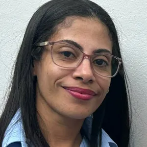 Evanilda - Professor de português para estrangeiros - Linhares
