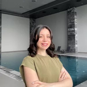 Dilara - Yüzme öğretmeni - 