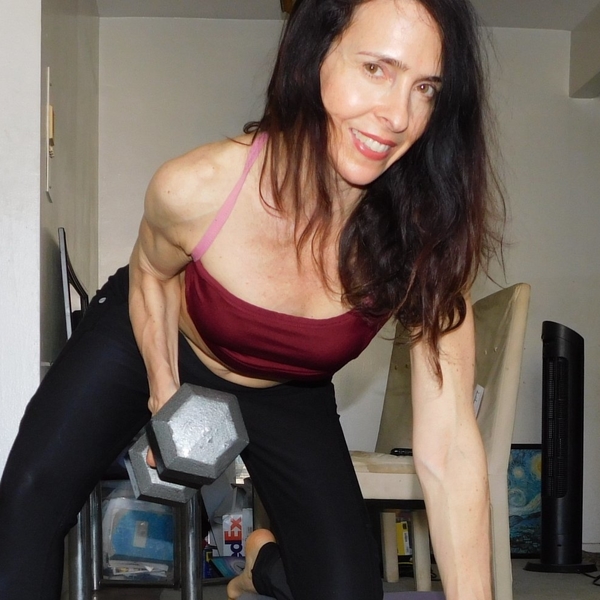Fitness Instructor of 20+ years gives lessons in Weights, cardio, pilates, yoga