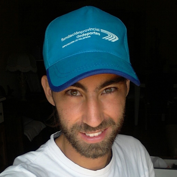 Clases de tenis personalizadas y profesionales en Valencia. ¡Disfruta y aprende al mismo tiempo!