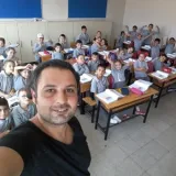 Emre - Matematik öğretmeni - İstanbul