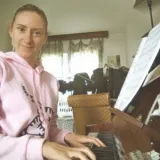 ANGELIQUE - Prof de piano - Bouray-sur-Juine