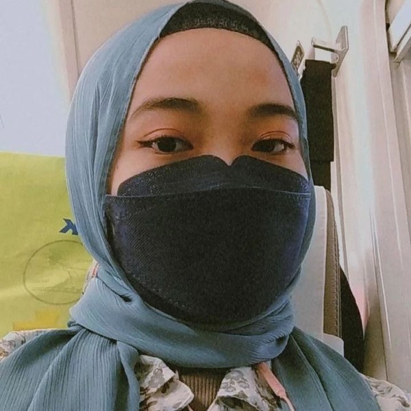 Hi, Aku Fika. Mahasiswi jurusan Komunikasi Penyiaran Islam UIN Walisongo Semarang. Menawarkan kursus mengaji dan pelajaran PAI untuk adik adik tingkat SD kelas 1-6 dan SMP