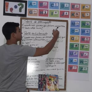Lucas - Professor de Apoio aos TPC - Magé