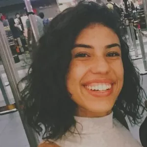 Larissa - ESOL tutor - Brasília