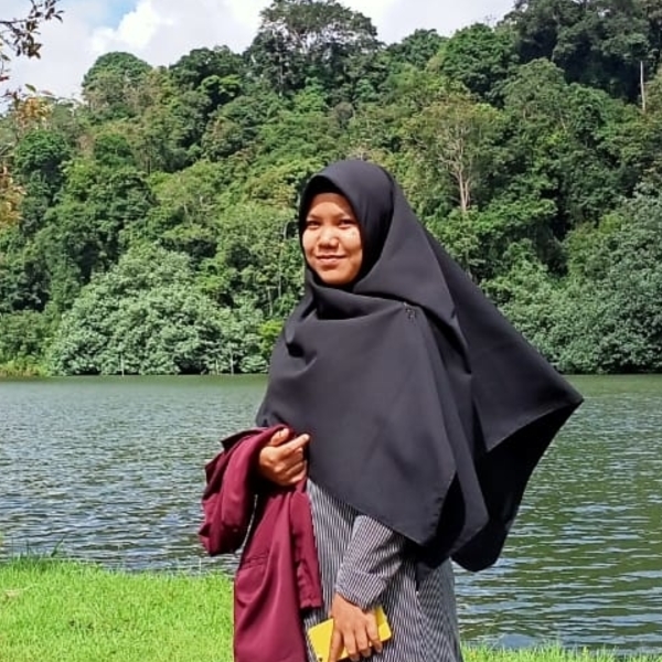 Mahasiswi pendidikan sejarah di salah satu Universitas Islam Negri di Padang menawarkan Kursus pendidikan sejarah, mengaji dan pendidikan islam privat maupun kelompok