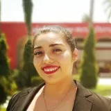 Luisa - profesor de metodología - La Paz