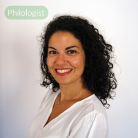Native Italian teacher and philologist: online lessons (Skype) for individuals and companies. With more than 10 years of experience