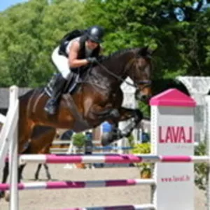 Louise - Prof d'équitation - Rennes