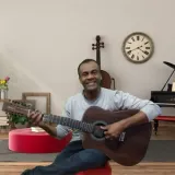 Marcelo - Prof de viola - Vila Dionisia (São Paulo)