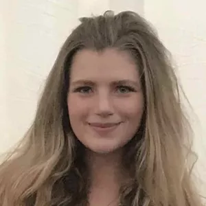 Adèle - Biology tutor - London