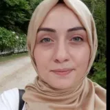 Elif - Matematik öğretmeni - Eyüpsultan
