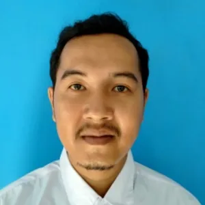 Putra - Guru ilmu komputer dasar - Kecamatan Jatinegara