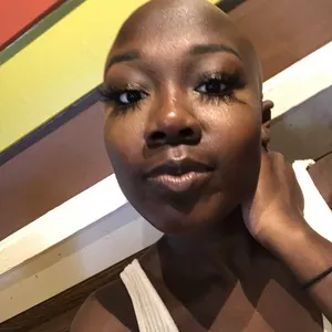 Yvanna - French tutor - Woodstock