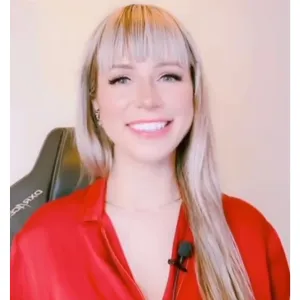 Dinara - Prof de russo - São Paulo