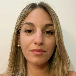 Jennifer - Insegnante di ripetizioni - Floridia