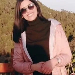 Sihem - Prof de maths - Villeneuve-d'Ascq
