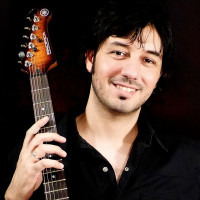 Personalisierter elektrischer / akustischer / spanischer Gitarrenunterricht mit professionellen Musikern - Blues, Rock, Jazz, Metal (Unterricht in Spanisch und Englisch)