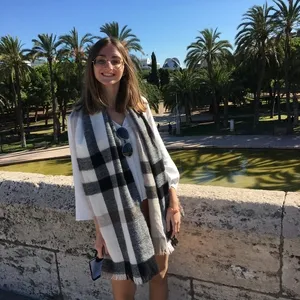 Amparo - Profe de matemáticas - Elche