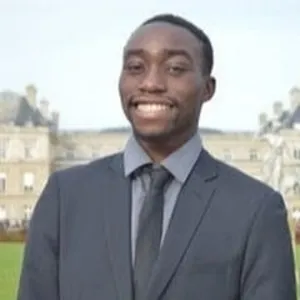 Malluk - Prof de droit - Paris