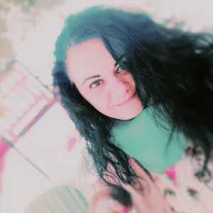 Özge - Türkçe öğretmeni - 