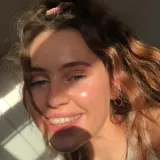 Holly - English tutor - London