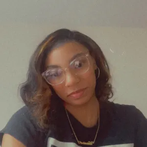 Carla - Sign language tutor - Newport News