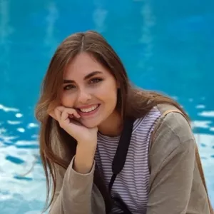 Alexia - Profe de biología - Alicante (Alacant)
