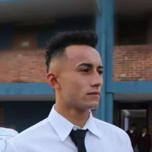 Jonatan - profesor de economía - Bogotá