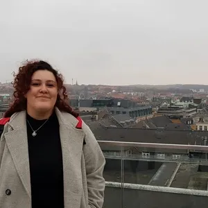 Çağla - Tarih öğretmeni - İzmit
