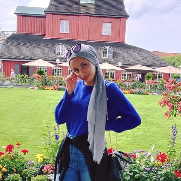 Språk och kommunikations student som undervisar svenska och kreativt skrivande i Västerås