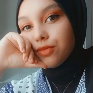 Merve Nur - Matematik öğretmeni - 