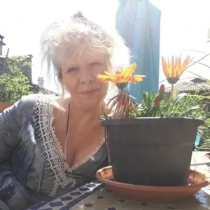 Vero - Prof de piano - Saulx-lès-Champlon