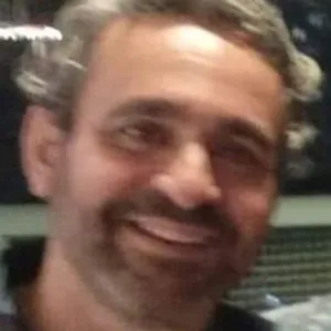 EDUARDO - Professor de matemática - Praia Grande (São Paulo)
