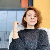 İpek - Dilbilgisi öğretmeni - İstanbul